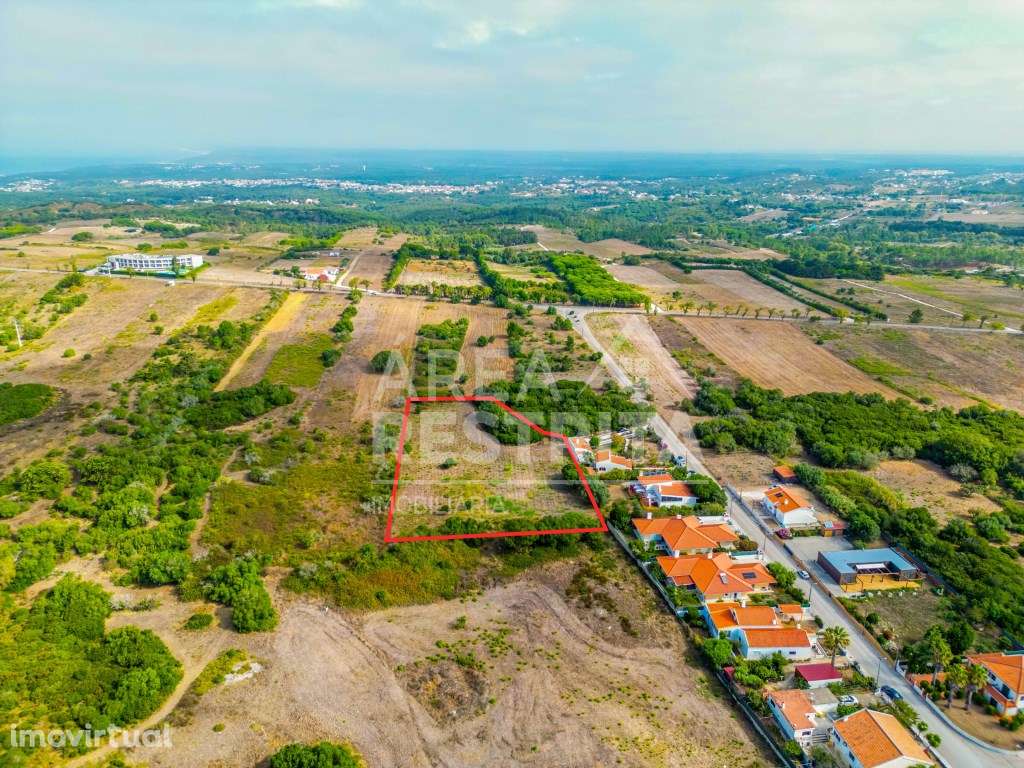 Sesimbra - Pinheirinhos - Terreno com a área de 6400m2 - Grande imagem: 3/12