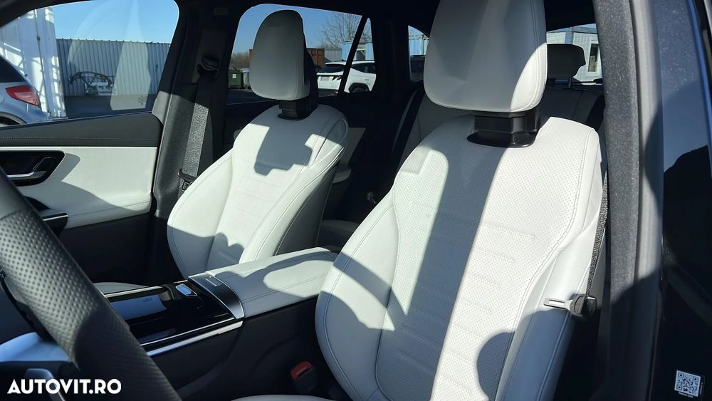 Mercedes-Benz GLC 300 e 4MATIC PHEV - 11
