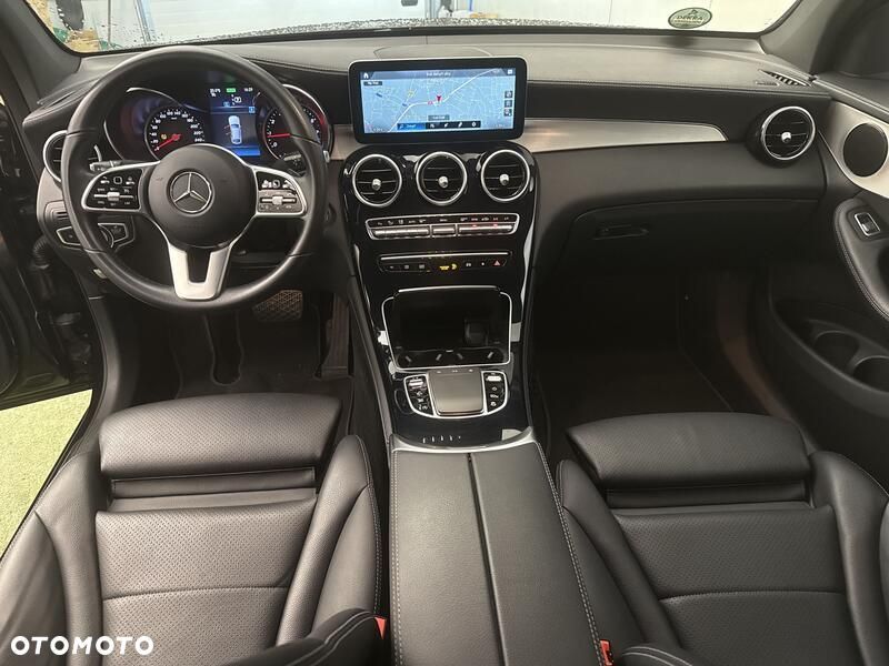 Mercedes-Benz GLC - 23