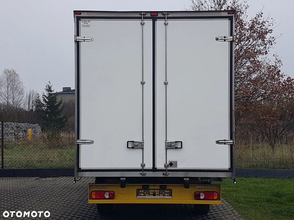 Renault MASTER KONTENER 8EP 4,21x2,23x2,22 KLIMA MANUAL KRAJOWY 6-BIEGÓW - 15