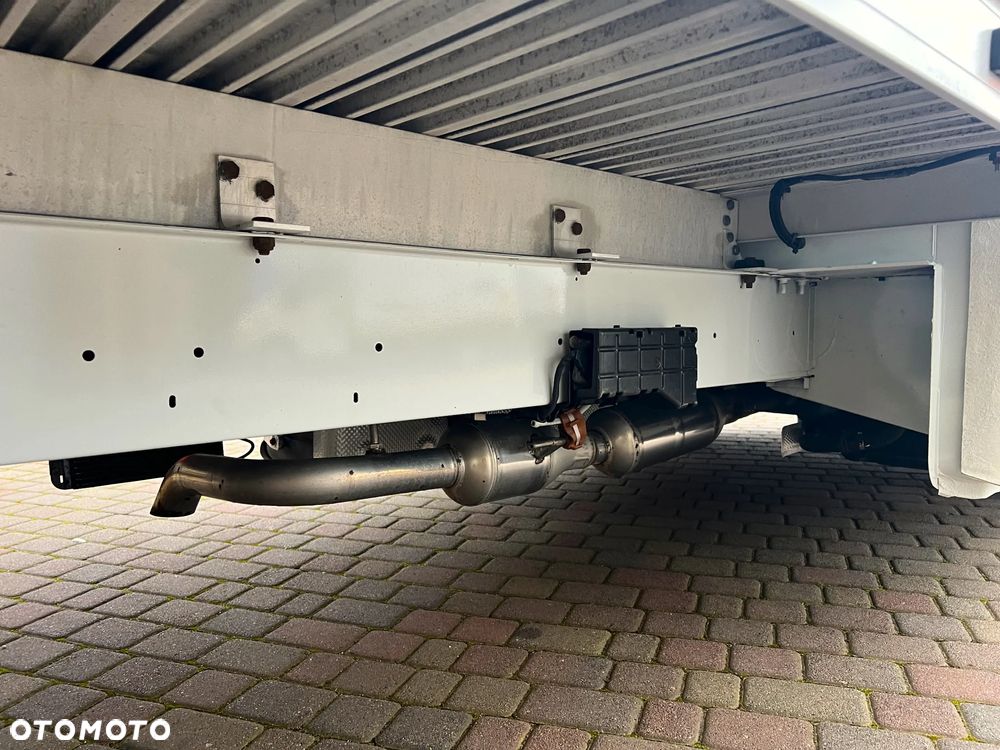 Renault Master Izoterma Winda - 14