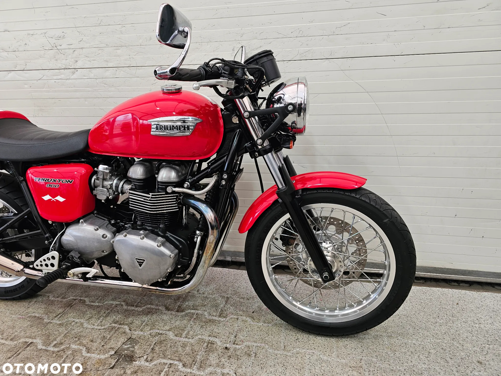 Triumph Thruxton - 6
