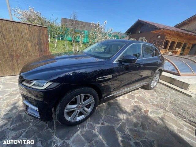 Jaguar F-Pace - 27