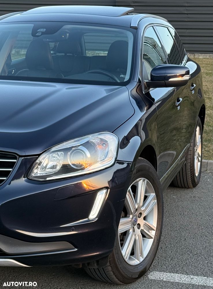 Volvo XC 60 D5 AWD Geartronic Summum - 23