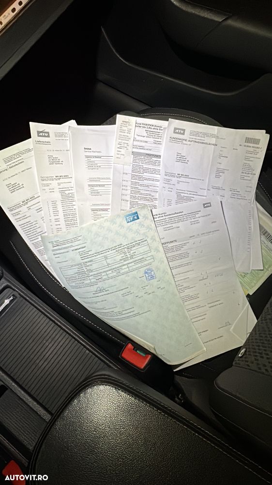 Skoda Octavia 2.0 TDI DSG Sportline - 13