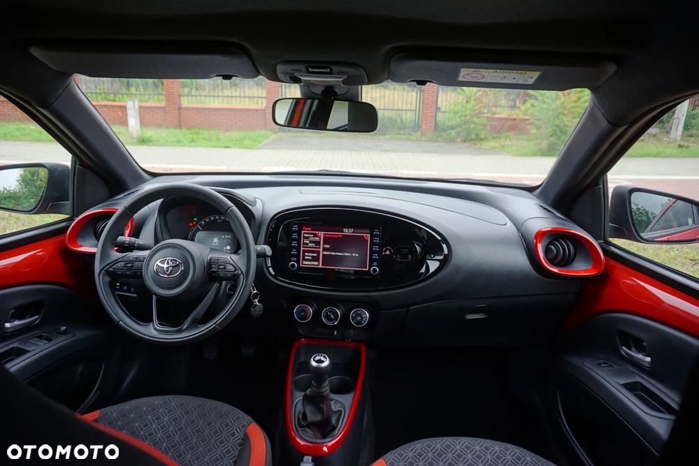 Toyota Aygo X 1.0 VVT-i Style - 19