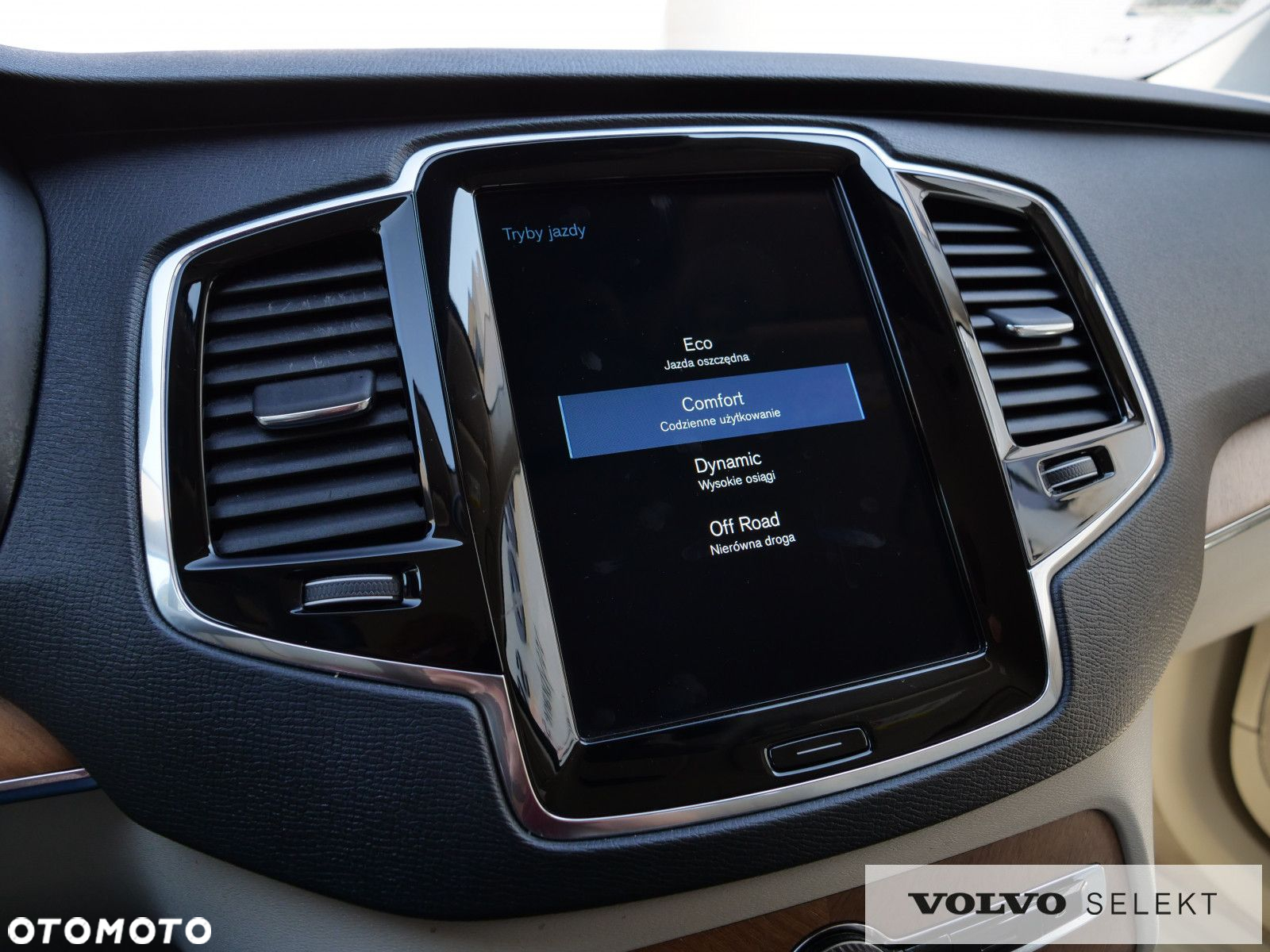 Volvo XC 90 - 29