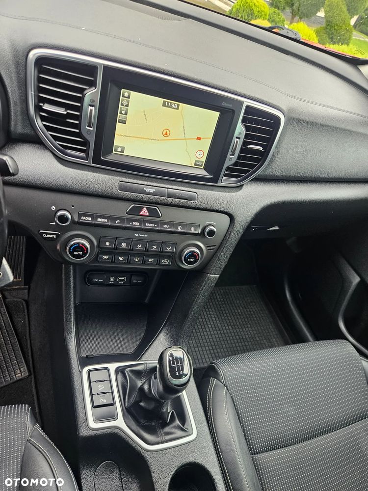 Kia Sportage 1.7 CRDI 2WD Dream-Team Edition - 8