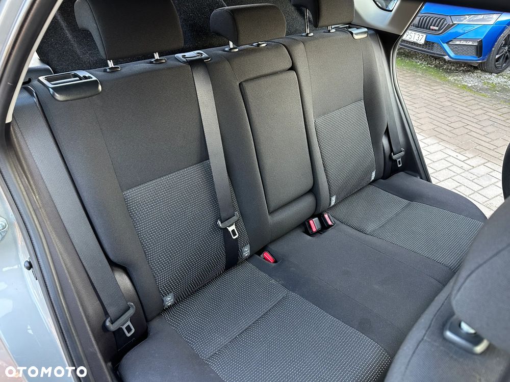 Toyota Auris - 23
