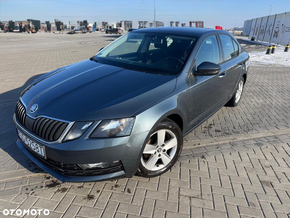 Skoda Octavia - 1