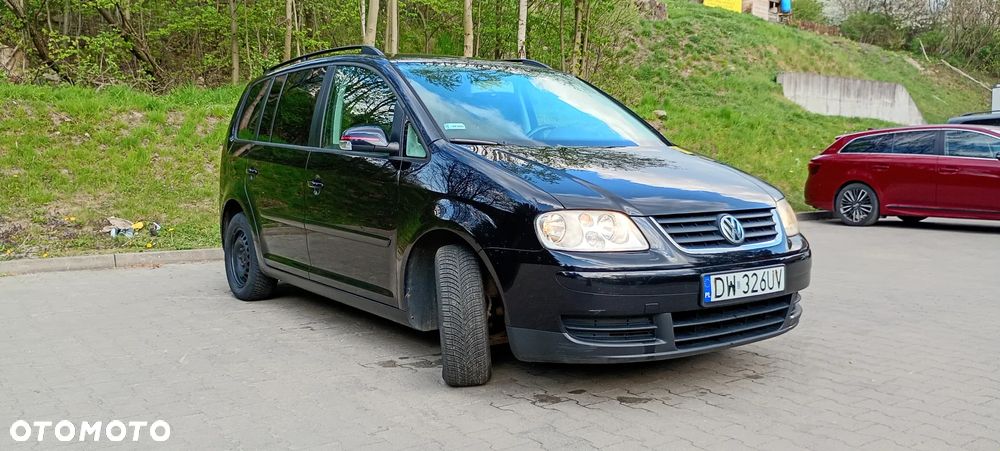 Volkswagen Touran 1.9 TDI Conceptline - 2