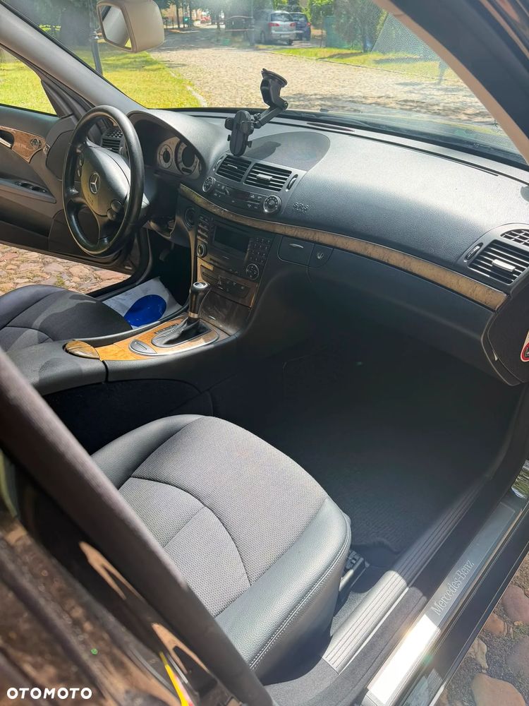 Mercedes-Benz Klasa E - 15