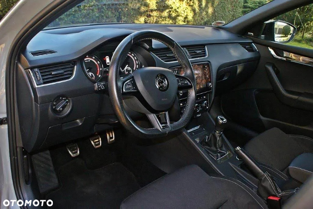 Skoda Octavia 2.0 TSI RS 230 - 17