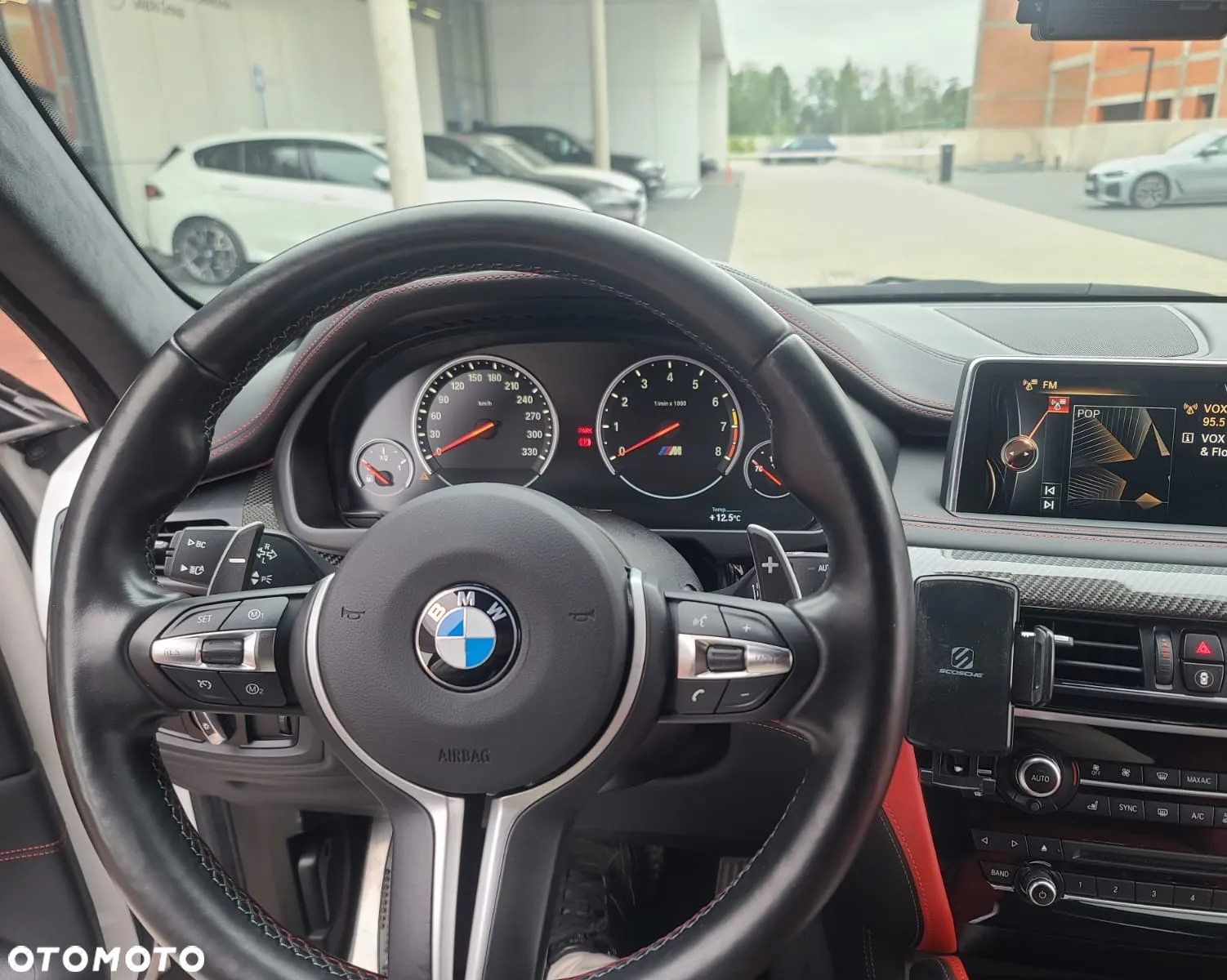 BMW X6M Standard - 12