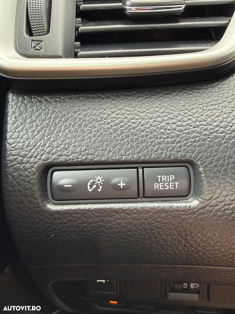 Nissan Qashqai 1.5 DCI N-Connecta - 28