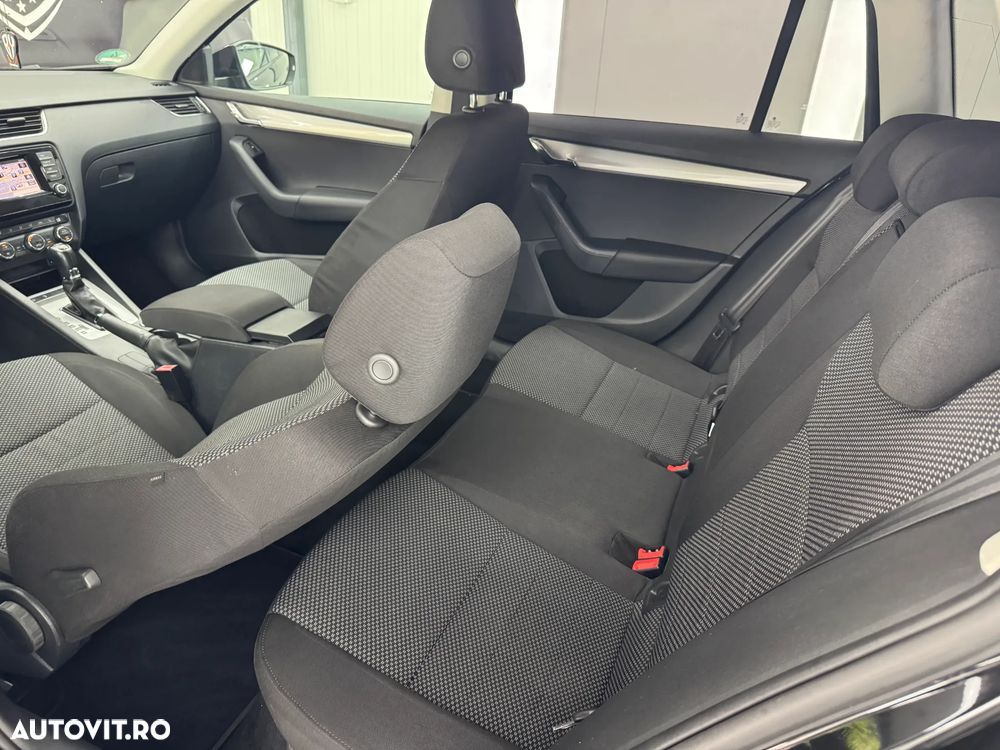 SKODA Octavia 2013 — imagine 18