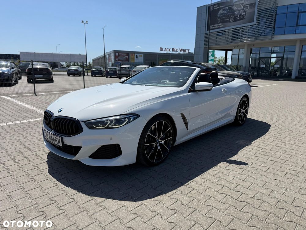 BMW Seria 8 - 3
