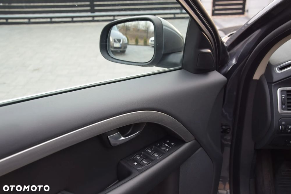Volvo V70 2.5T Summum - 21