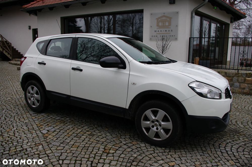 Nissan Qashqai 1.6 Visia - 8