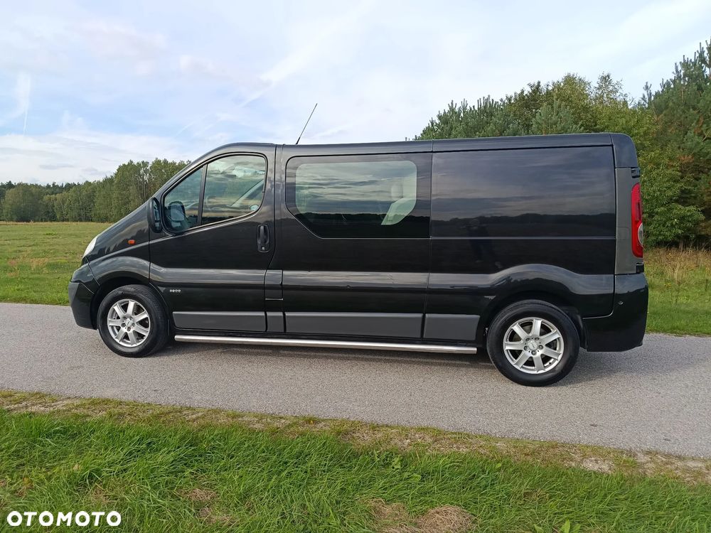Opel Vivaro - 2