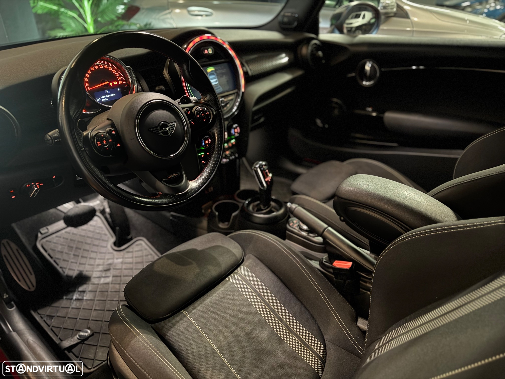 MINI 3 Portas Cooper SD Auto Desportiva - 16