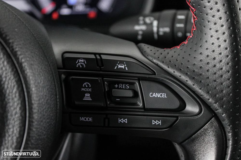 Toyota Yaris Cross 1.5 Hybrid GR Sport - 41