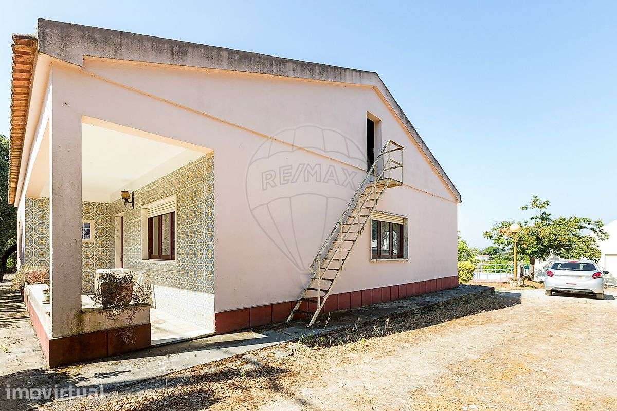 Moradia T4 para venda - Grande imagem: 2/26