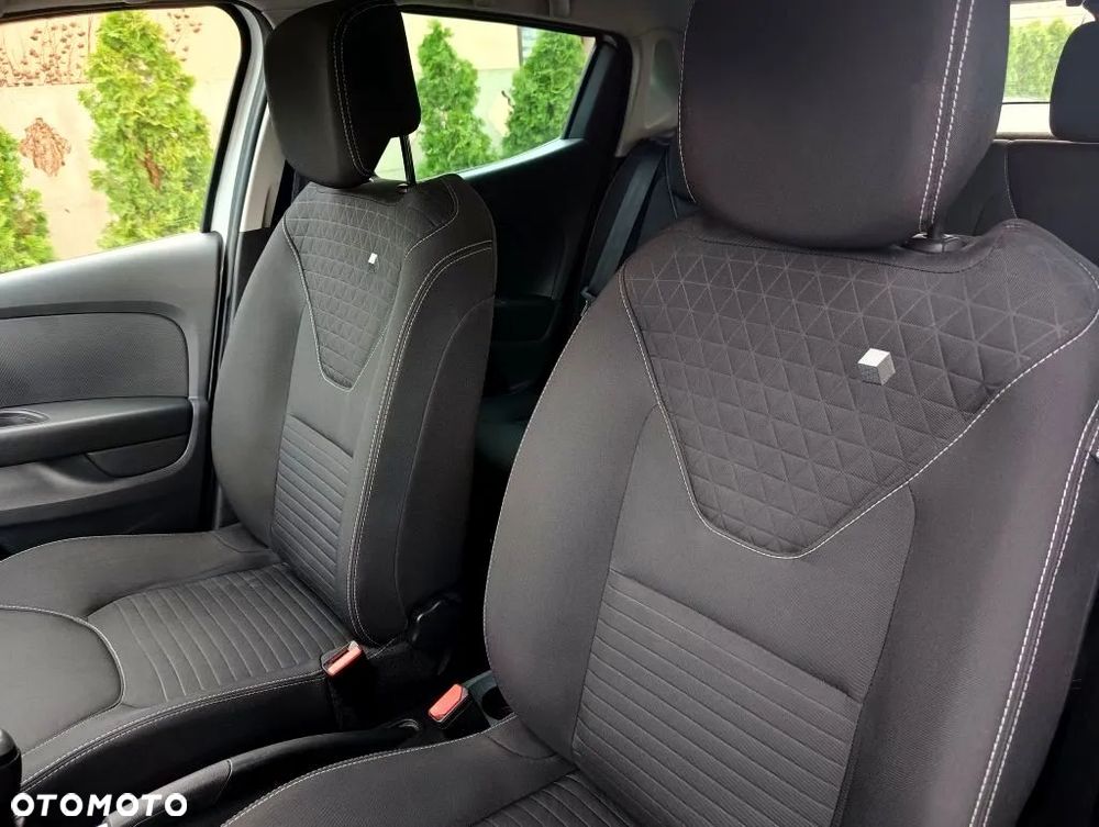 Renault Clio 1.2 16V Limited EU6 - 20