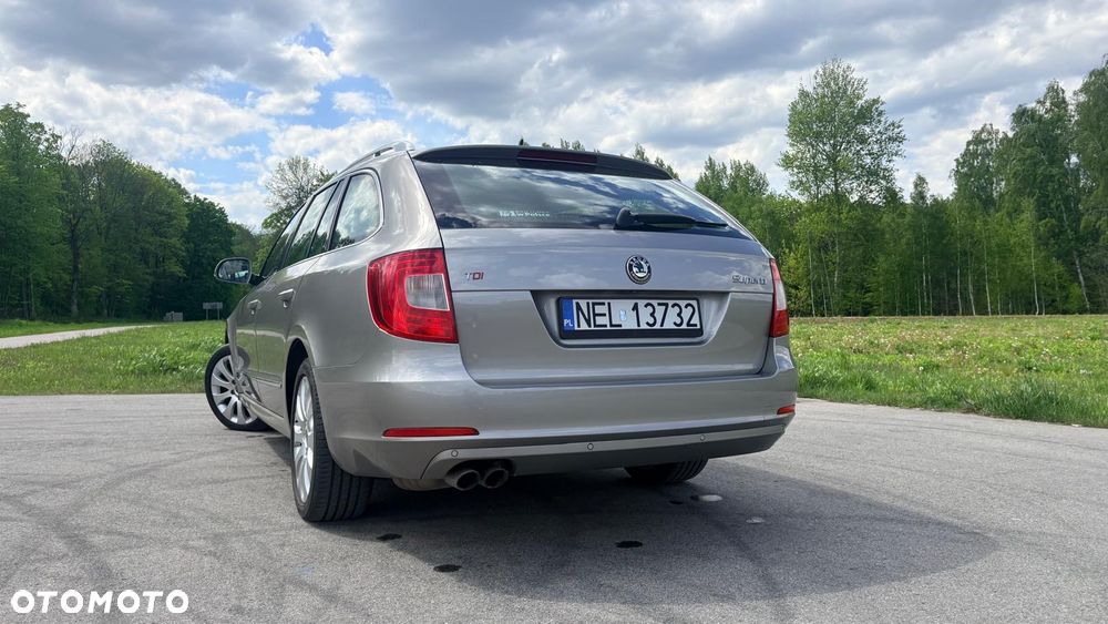 Skoda Superb 2.0 TDI Elegance - 5
