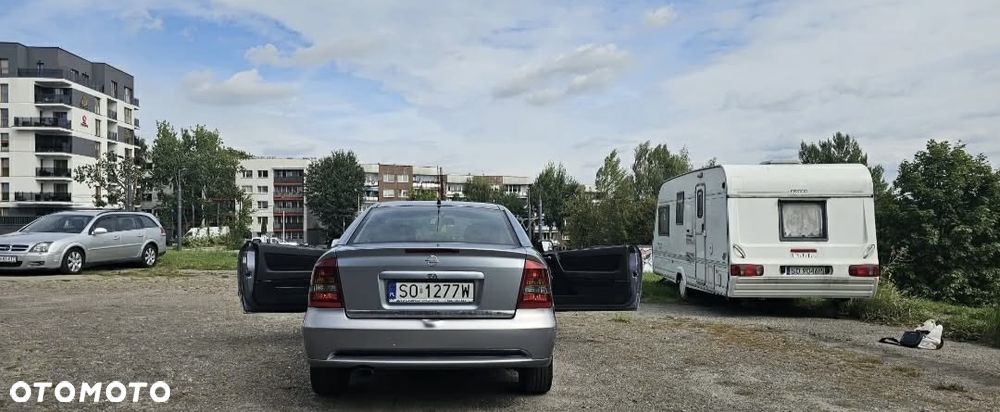 Opel Astra 1.8 Bertone - 1