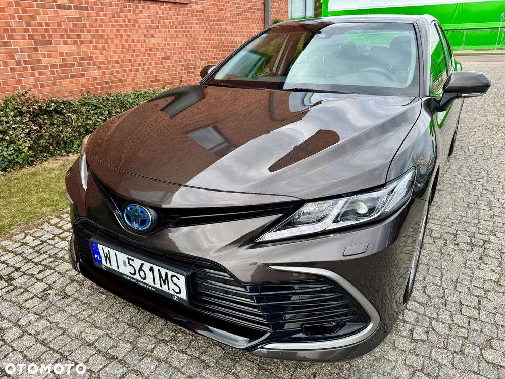 Toyota Camry 2.5 Hybrid Comfort CVT - 1