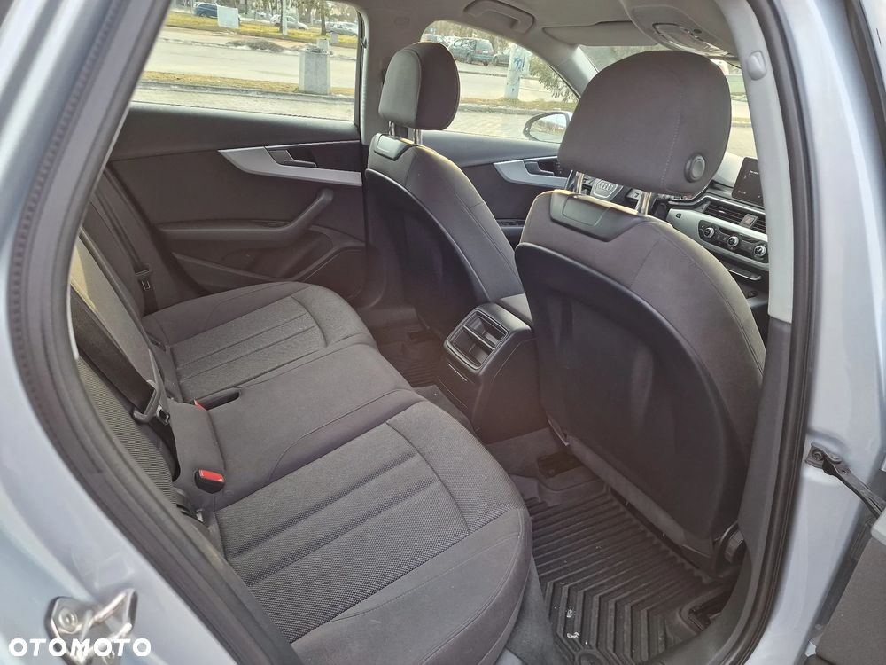 Audi A4 Avant 2.0 TDI S tronic - 19