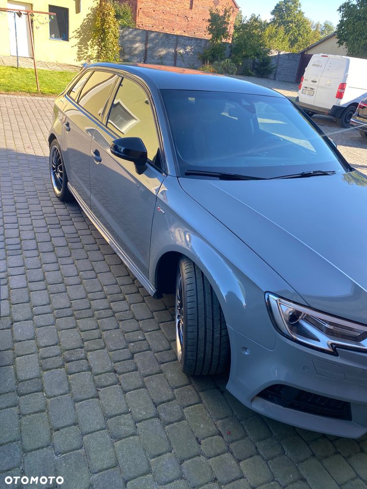 Audi A3 Sportback - 2