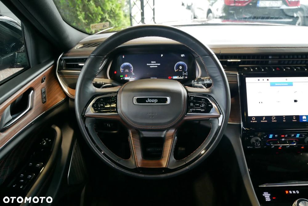 Jeep Grand Cherokee 3.6 V6 Summit - 21