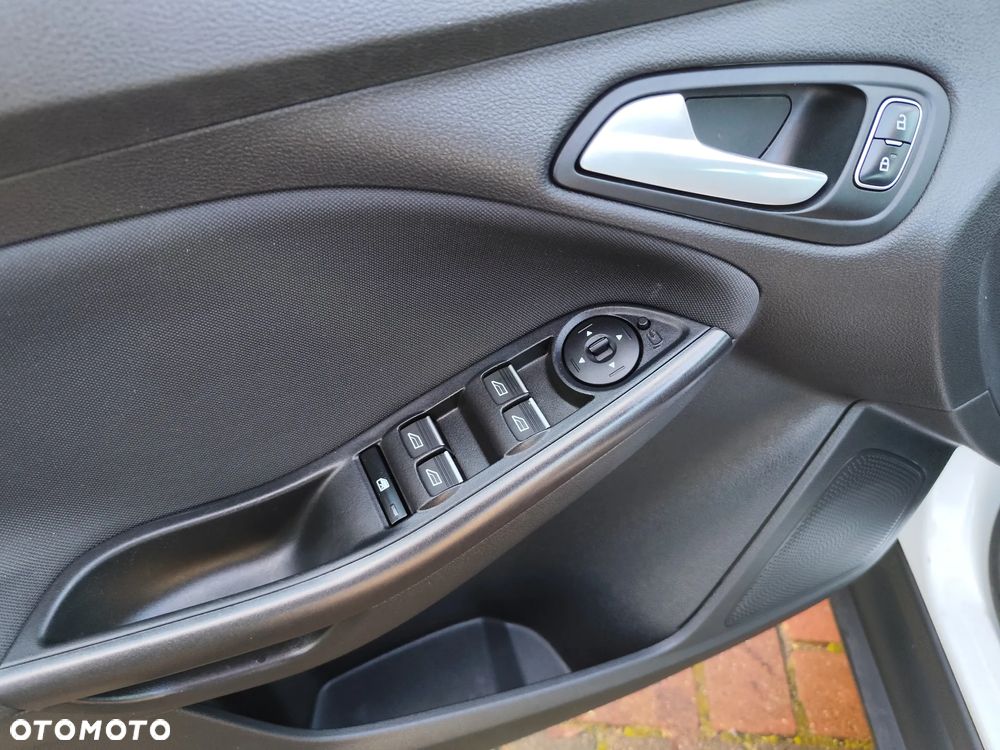 Ford Focus - 15