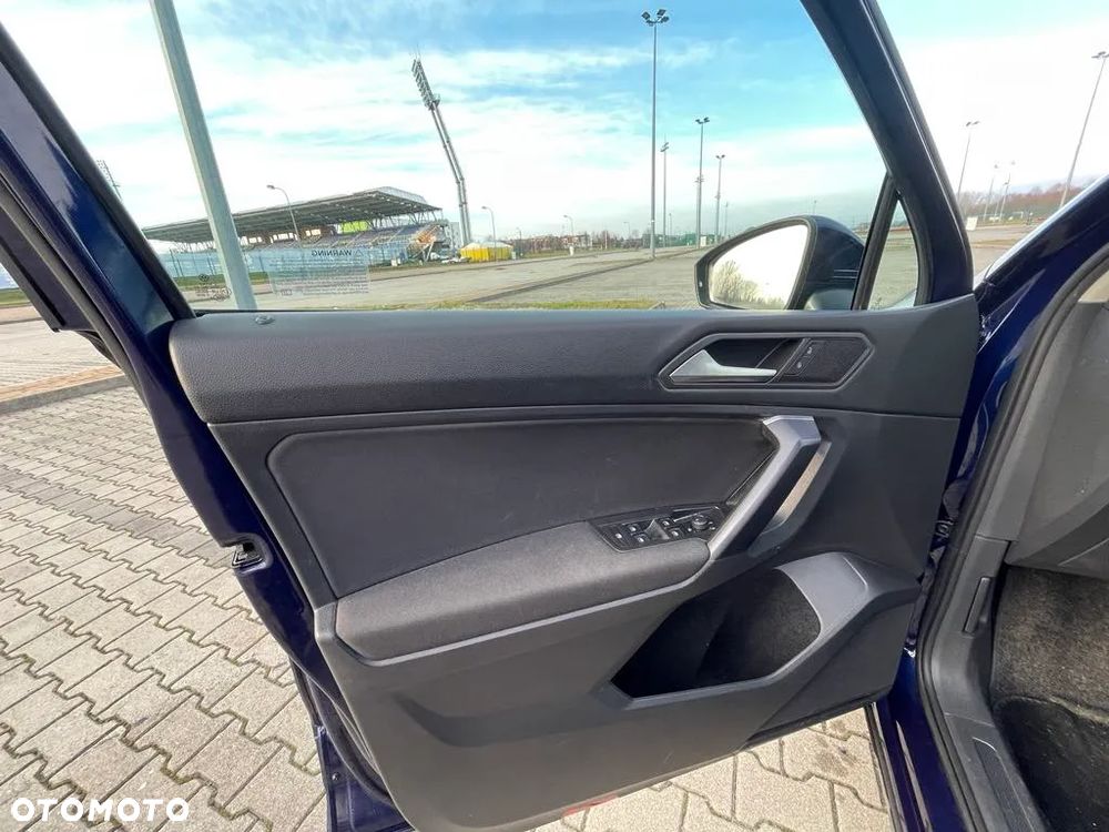Volkswagen Tiguan - 8