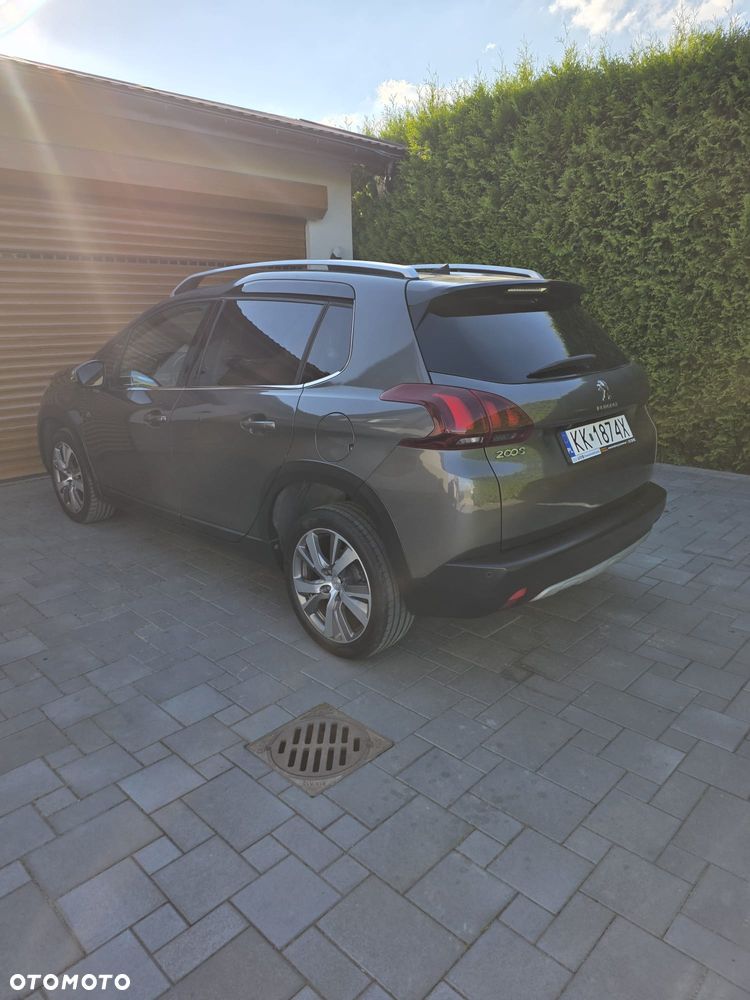 Peugeot 2008 - 6