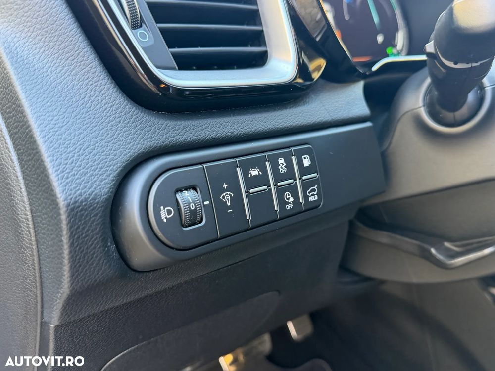 Kia XCeed - 18