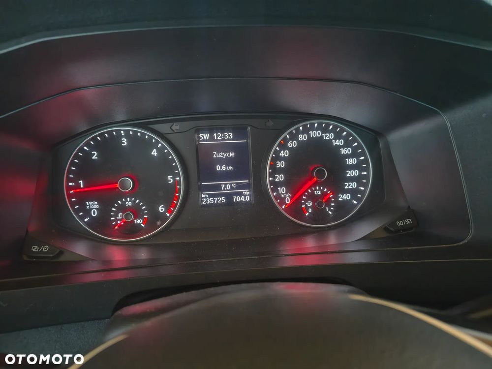 Volkswagen Multivan 2.0 TDI L1 Comfortline - 7