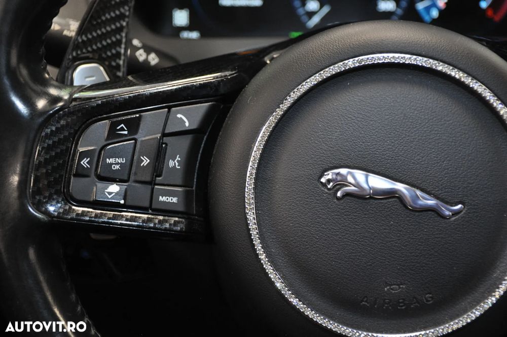 Jaguar F-Pace AWD First Edition - 18