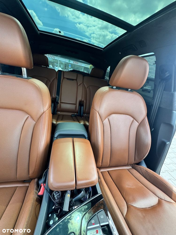 Audi SQ7 4.0 TDI Quattro Tiptronic - 9
