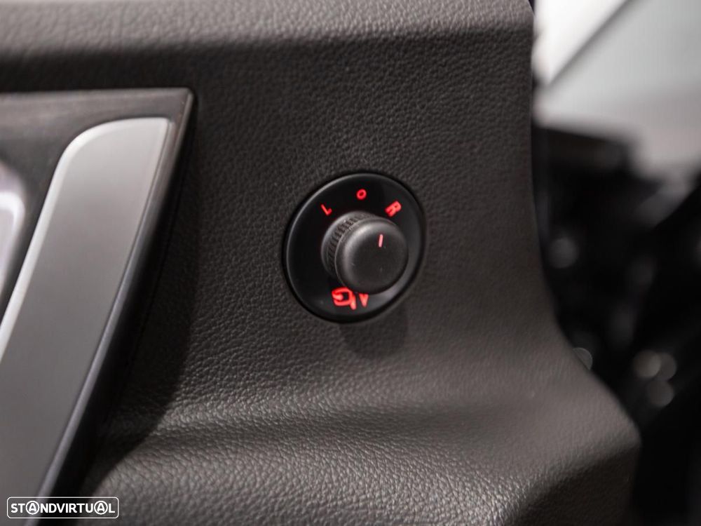 Opel Astra Sports Tourer - 20