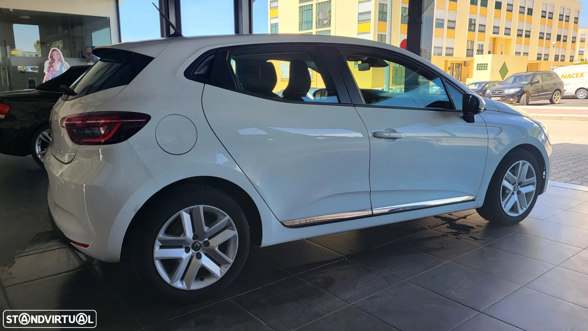 Renault Clio 1.5 Blue dCi Intens - 6
