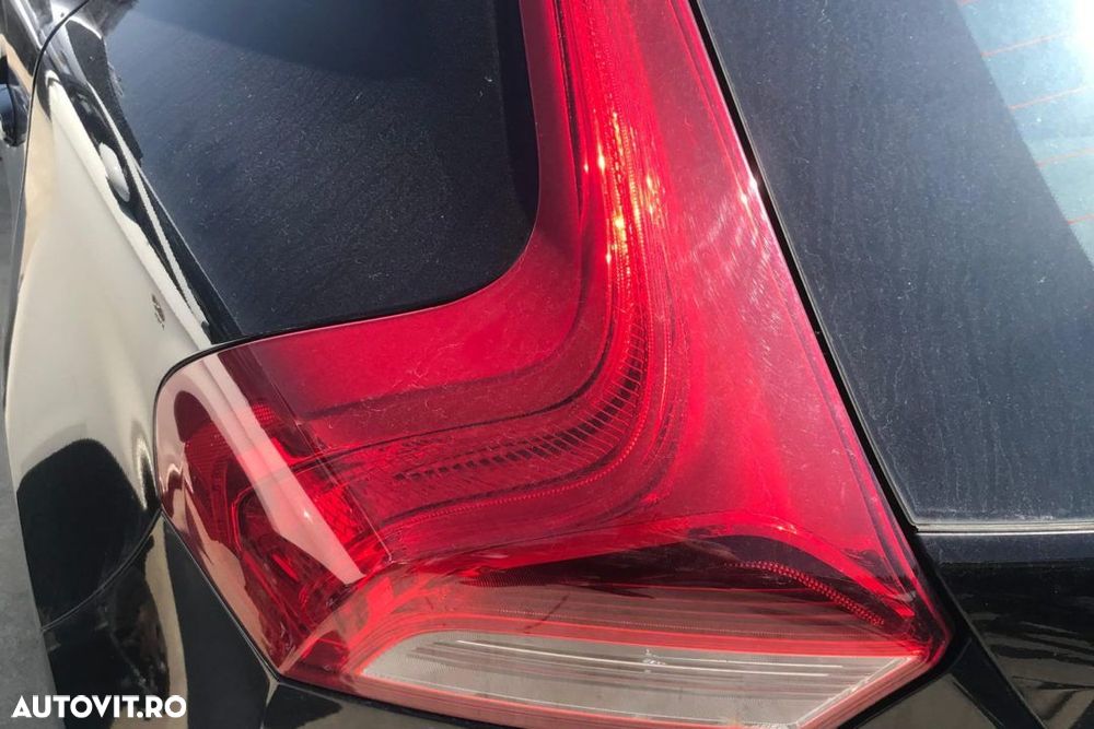 Stop Stanga Volvo V40 2012-2016 - 1