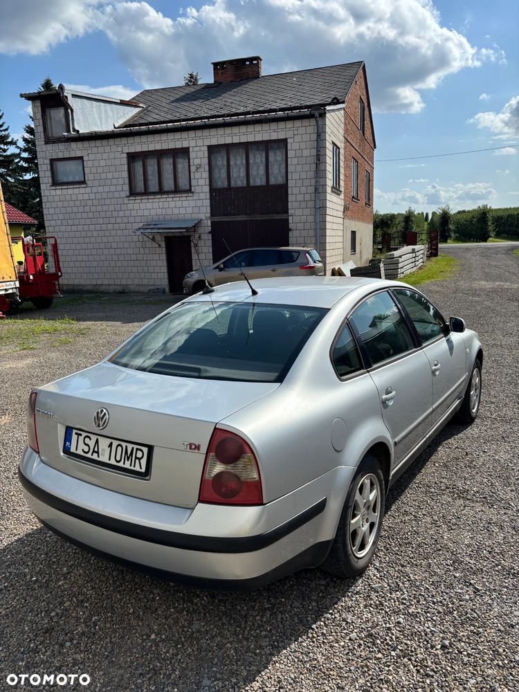Volkswagen Passat - 6
