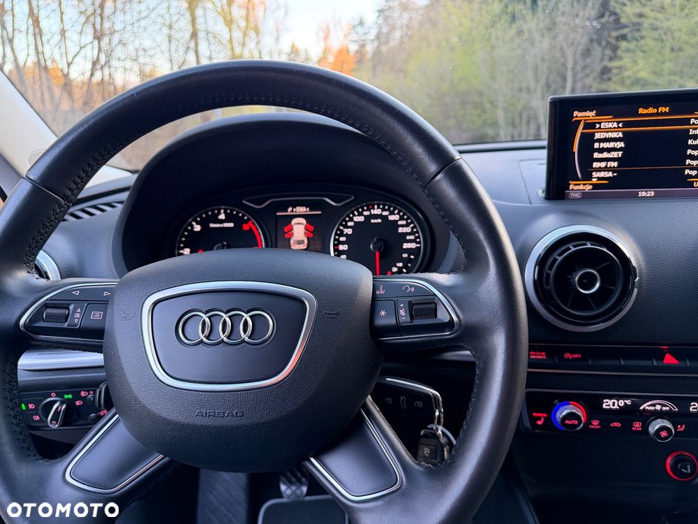 Audi A3 Sportback 2.0 TDI Ambiente - 35