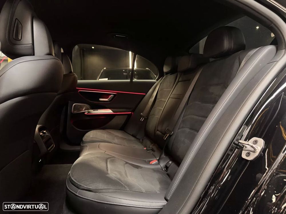 Mercedes-Benz E 400 4Matic - 23