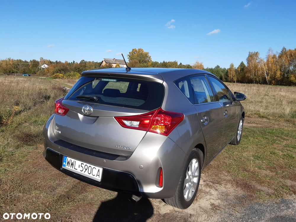 Toyota Auris - 10