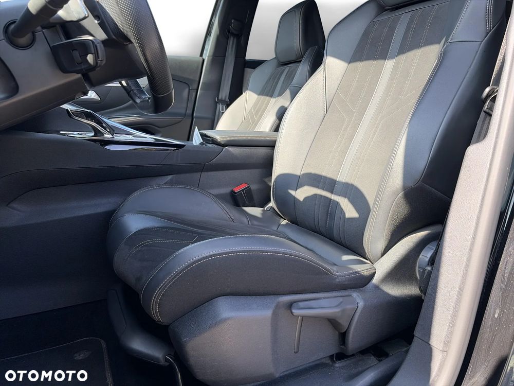Peugeot 5008 2.0 BlueHDi GT S&S EAT8 - 11