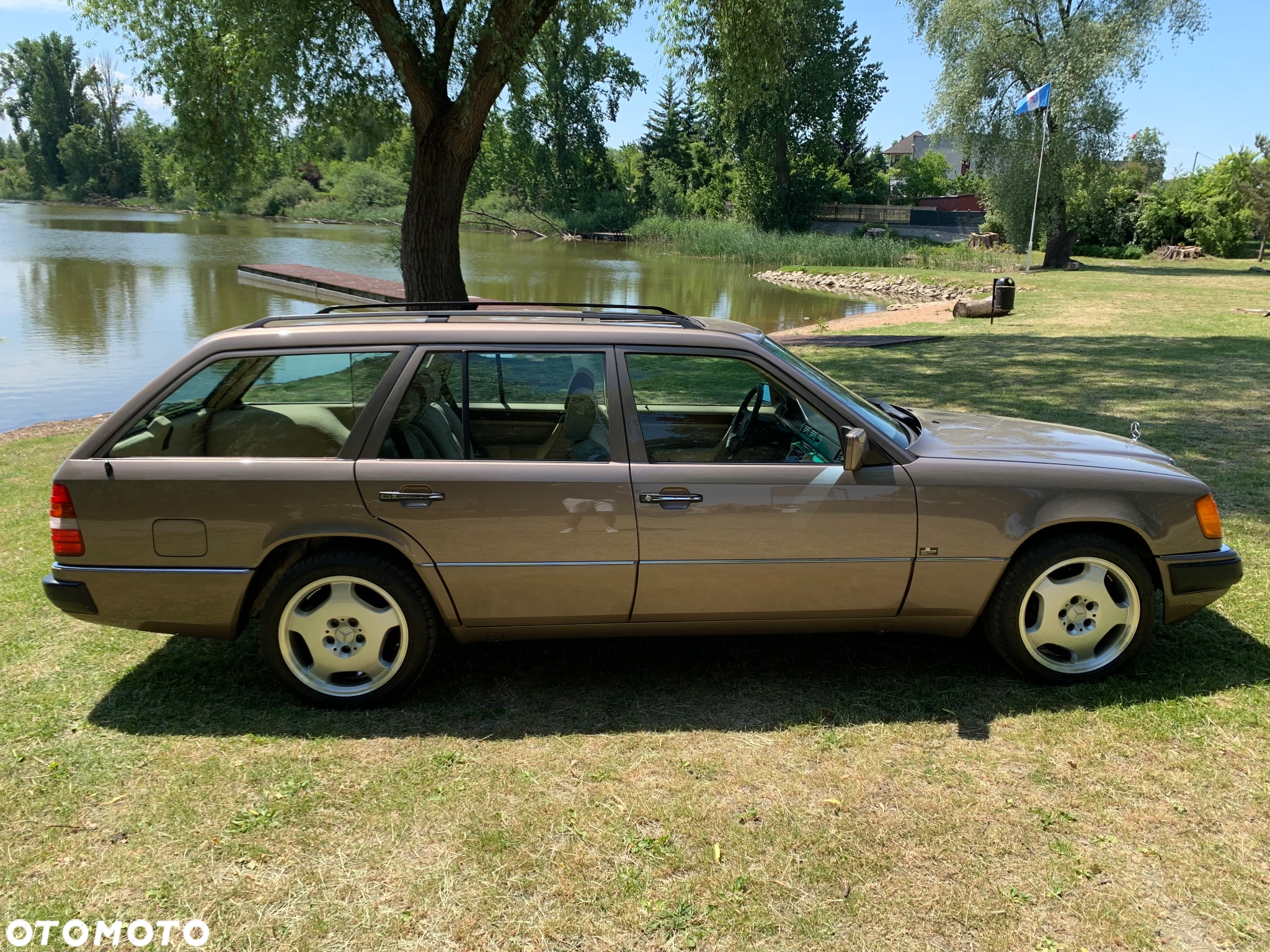 Mercedes-Benz W124 (1984-1993) - 18
